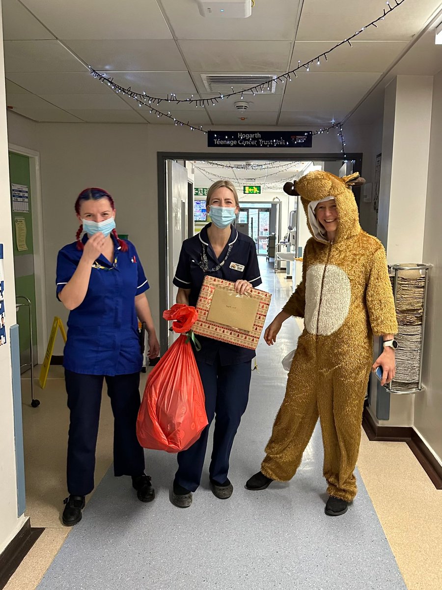 Sarah Gilbert tweet media