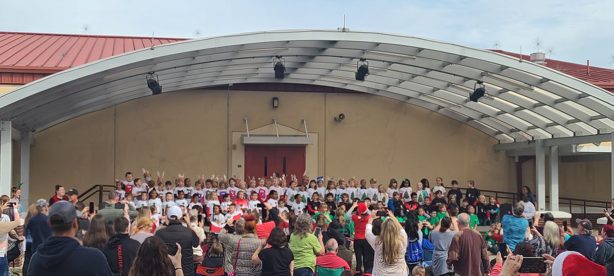 Chris Bosse tweet media