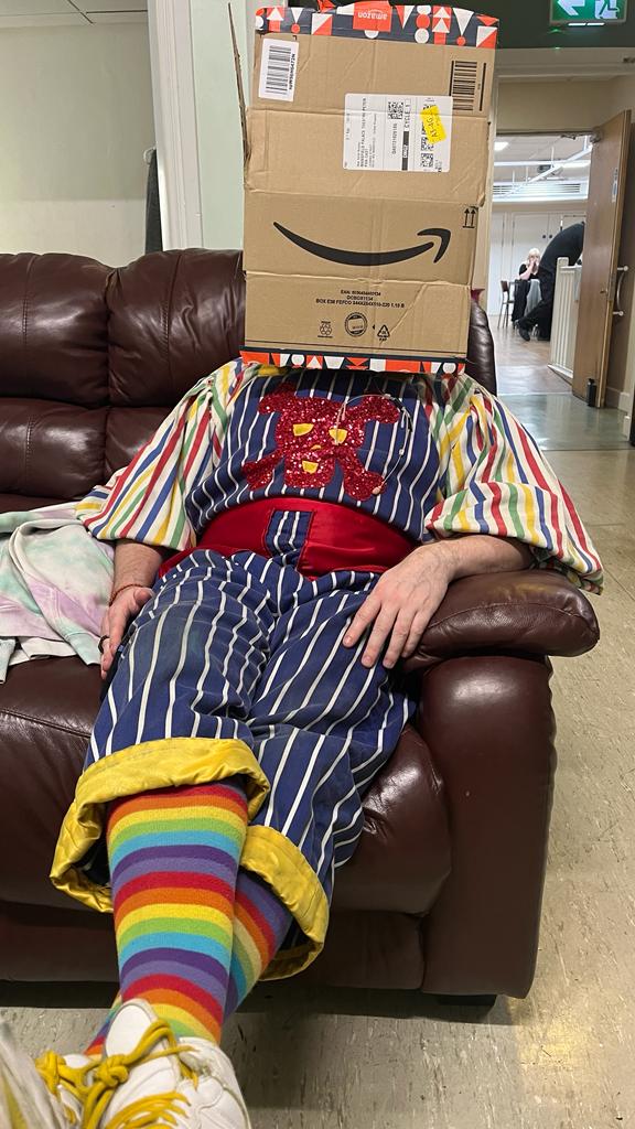 adammosscomedy's tweet photo. Caption this Lol @MansfieldPalace #pantomime #panto #PETERPAN https://t.co/1MtqstNNWA