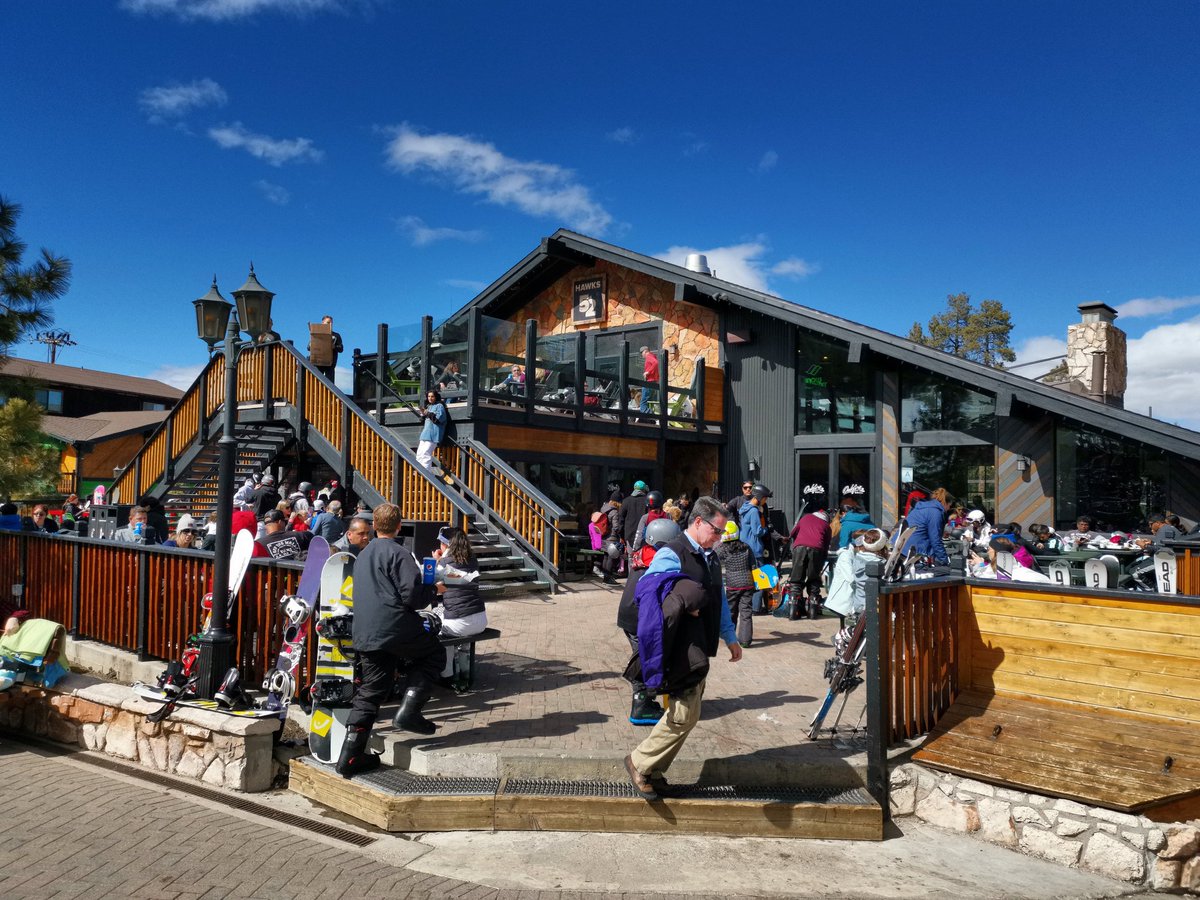 Nieve y esquí, un gran sitio para practicar ⛷️ nuevo video youtube.com/watch?v=yu4RYK…

#jueves #viaje #viajar #cabaña #viajes #tipsdeviaje #tipsdeviajero #genial #mexico #esqui #esquiar #nieve #montaña #bigbear #bigbearmountain #bigbearlake