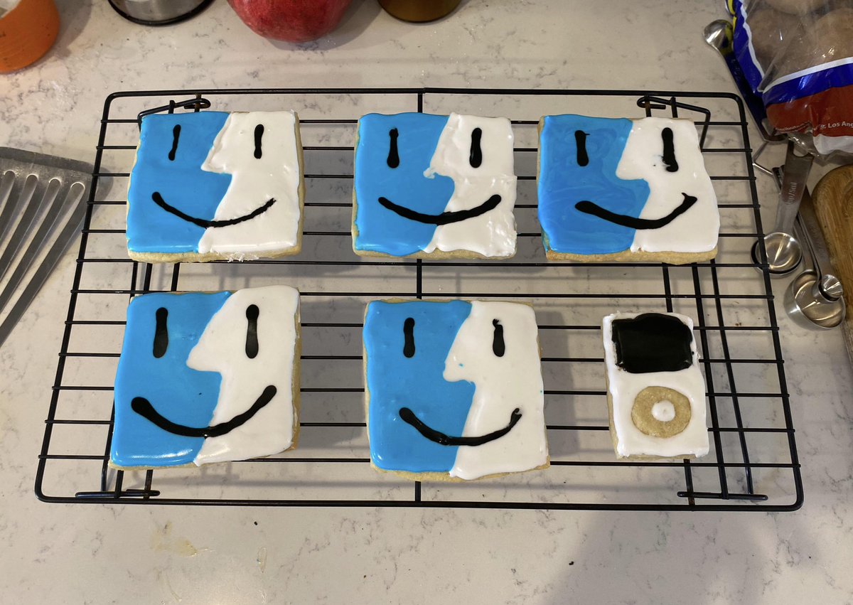 Finder Christmas cookies! 🍪🧑‍🍳

Credit: u/AxolnDisguise
