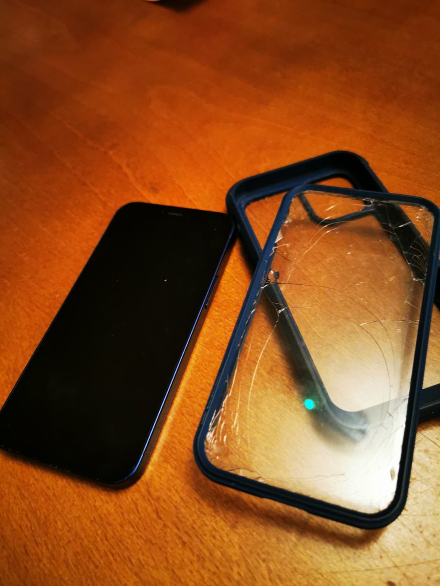 Hey <a href="/MMiracase/">Miracase_Global</a>, whilst grabbing my child from in front of a speeding car earlier I didn’t spot that I knocked my phone out of my pocket. Several cars ran over it before I could get it. Case smashed but phone (and more importantly child!) saved! Bravo