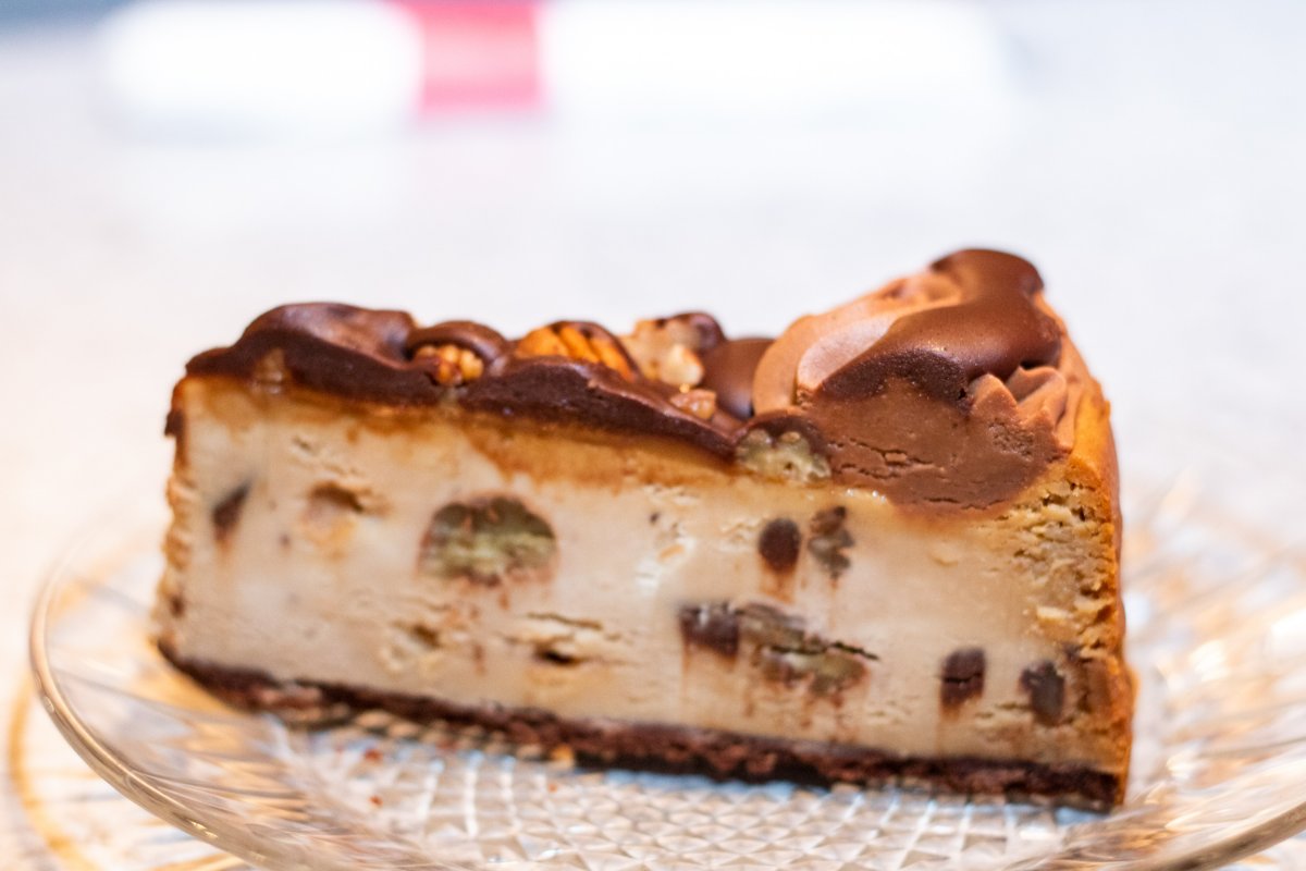 tspizzainc's tweet photo. 'Tis the season for creamy desserts and holiday festivities. Enjoy your Christmas, Hobart! https://t.co/zgOMUriYlN