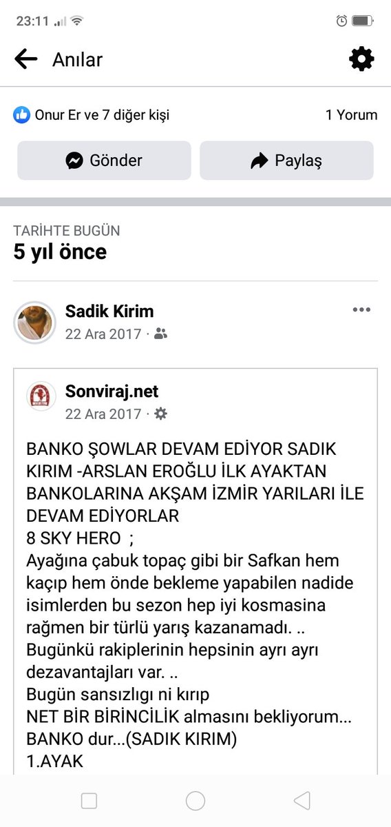 GaribanDostuu's tweet photo. ZAMAN NE de ÇABUK GEÇİYOR..
FACEBOOK OLMASA ANILARI da HATIRLAYAMAYACAĞIZ...😂😂 https://t.co/oi72b1nVuN