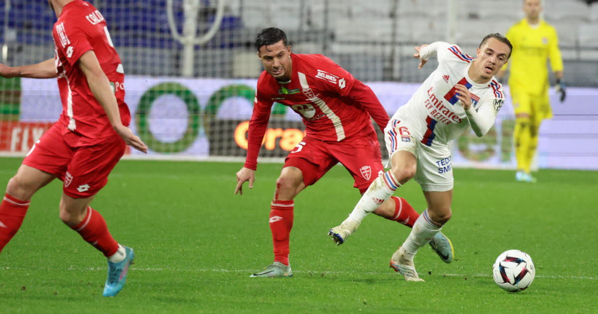 OL__Plus's tweet photo. L'#OL solde sa préparation par un échec face à Monza
#OLACM 
(Le Progrès : https://t.co/3YJRJiGfL9) https://t.co/DDbGYk6VpV