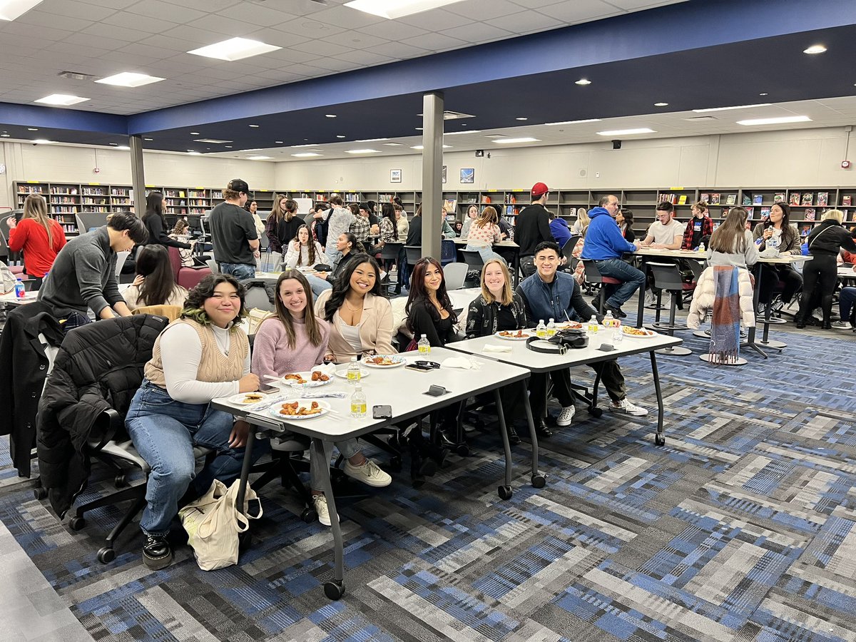 STUCOAdvisor's tweet photo. Thank you to all of our alumni that joined us for Student Council Alumni Picnic with the Principal today. We love to hear your stories of success outside of Carlson High School! Way to show your #MarauderPride https://t.co/Y2JQSOkVGr