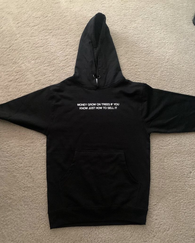 Papi_Trulo's tweet photo. @RollingLoud Let me send yal sum hoodies @RoiEleve https://t.co/Q7SvQaMSTG