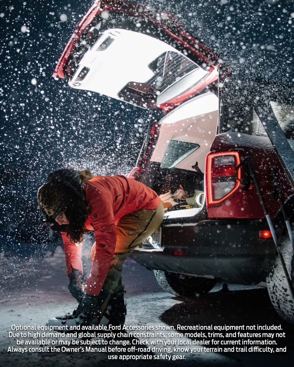 Ford's tweet photo. The longest, darkest night of the year is behind us. So head to your dealer for a new 2023 Bronco Sport® SUV, and light up the new year 🐴💡 https://t.co/7Z5Dfaf2DR