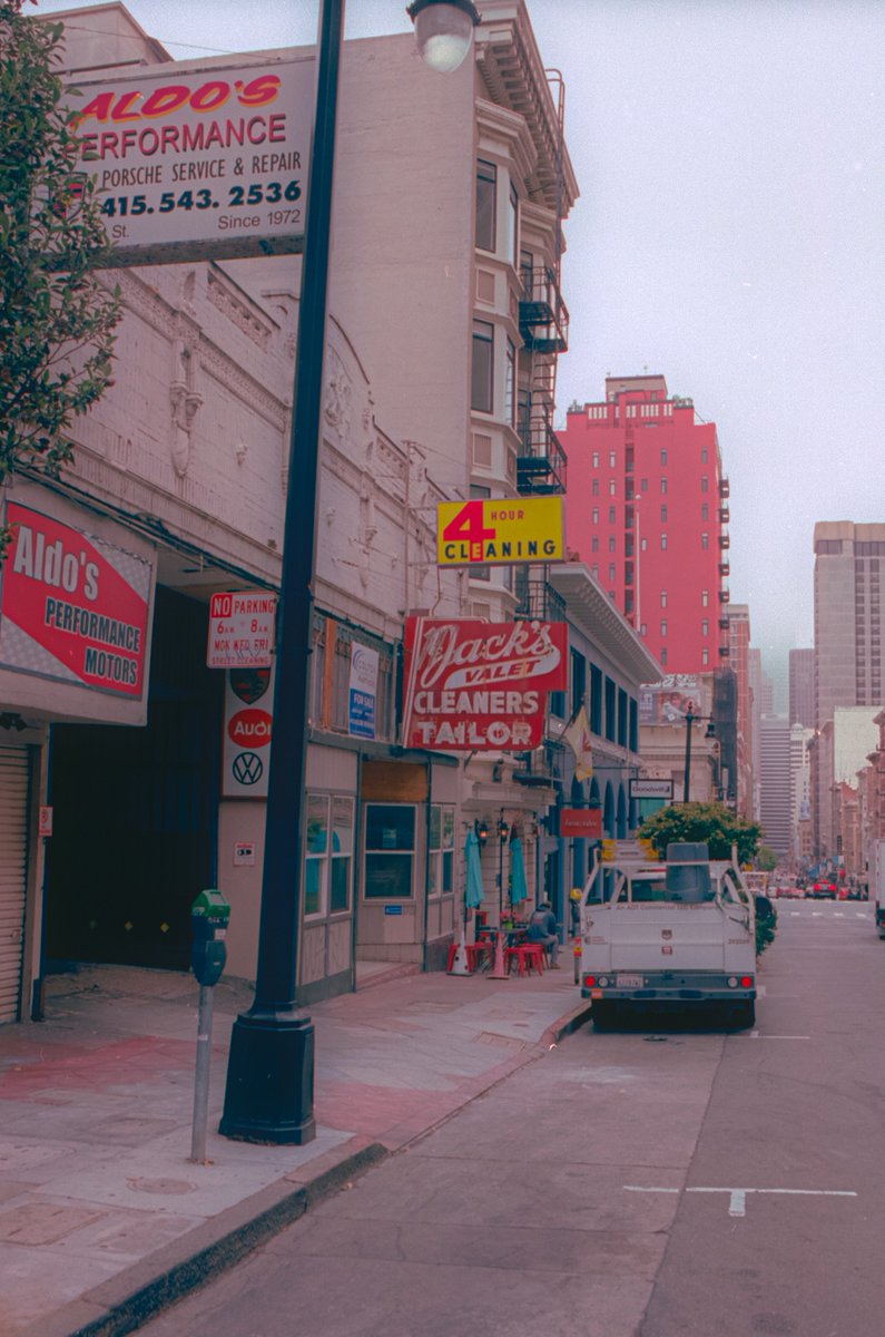 dvdfreeman's tweet photo. City scenes in red https://t.co/1reJN7hvBL