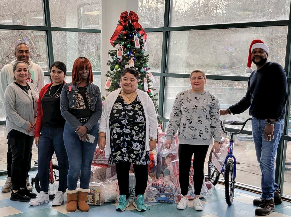 The Salvation Army Angel Tree program helps provide Christmas gifts for hundreds of thousands of children around the country each year. EverGreen participated for the first time this year and had an incredible turnout from our employees!