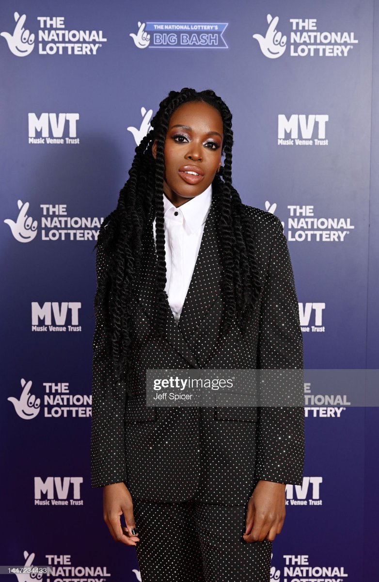 Anthonia Edwards tweet media