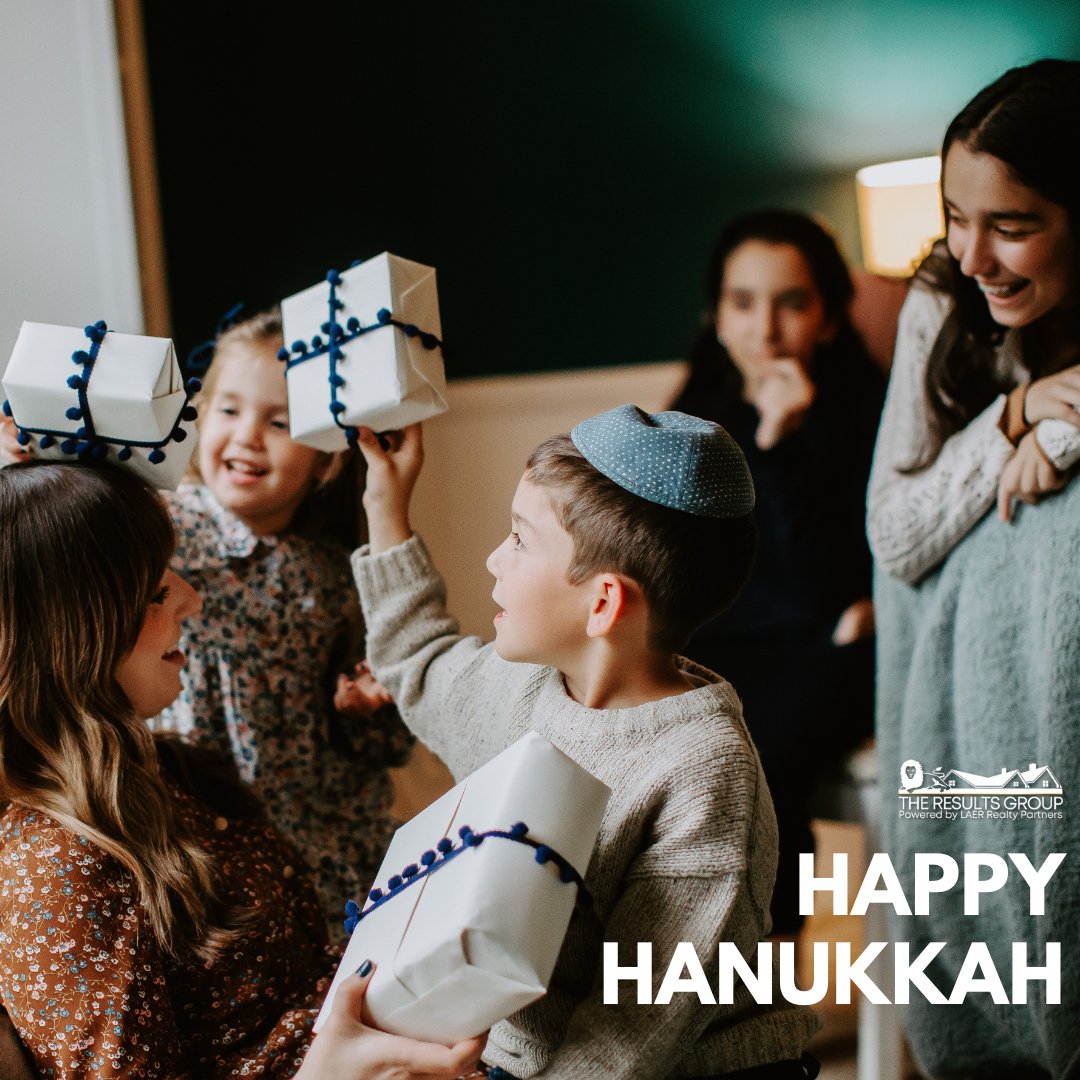 ResultsAtLAER's tweet photo. HAPPY Hanukkah 🕎 to all those who celebrate this special holiday! 🔯 #TheResultsGroup #ResultsAtLAER #LAERREALTY #LAER #HAPPYHANUKKAH #HAPPYCHANUKAH #FESTIVALOFLIGHTS #HOLIDAY https://t.co/YSkW6Jef2y