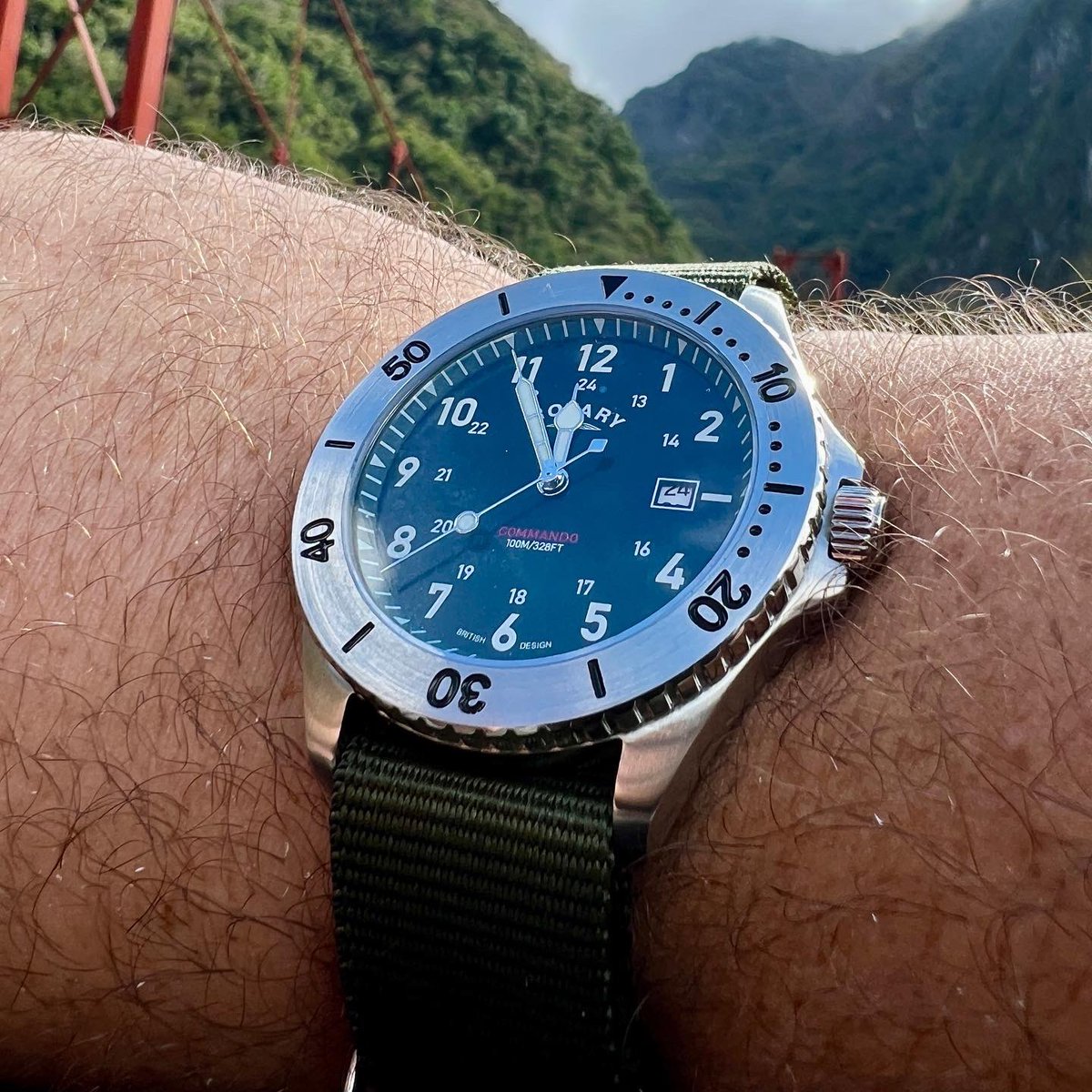 traveldaveuk's tweet photo. It’s time for your next adventure.
Rotary Commando with Green Nato Strap is a Rough-and-ready timepiece, features a tough stainless steel 40mm case, Screw down crown and water resistant up to 100m.
#Rotarywatch #Commando #watches #Rotary #Adventurewatch #Adventure #travel https://t.co/ZIFnSWtA47