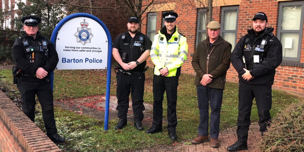 New Rural Task Force for the South Bank of the Humber

Following the success of the Rural Task Force based in Driffield we have now set up a new dedicated unit focusing on tackling rural, wildlife and heritage crimes on the south bank.

Read more: ow.ly/ZfOz50Maja5