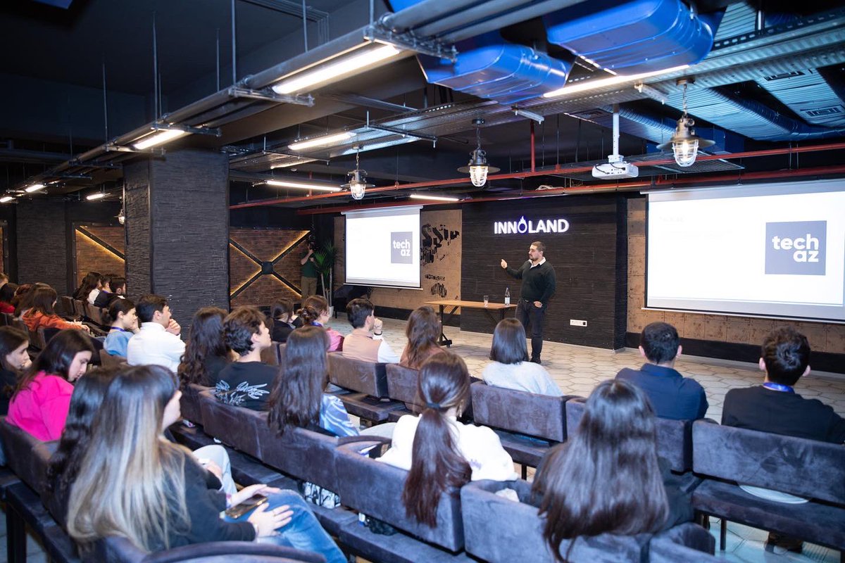 MediaGovAz's tweet photo. Within the #InnoMEDIA project, the #seminars on "21st century’s influence on #media: Media realities" and “Photojournalism” led by Tariyel Agazada, the head of the #Innovation #Program of Kapital Bank, and Vugar Ibadov, the #photographer of the #Baku Media Center, were held. https://t.co/eHCtkwHc5l