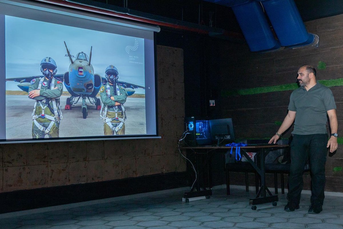 MediaGovAz's tweet photo. Within the #InnoMEDIA project, the #seminars on "21st century’s influence on #media: Media realities" and “Photojournalism” led by Tariyel Agazada, the head of the #Innovation #Program of Kapital Bank, and Vugar Ibadov, the #photographer of the #Baku Media Center, were held. https://t.co/eHCtkwHc5l