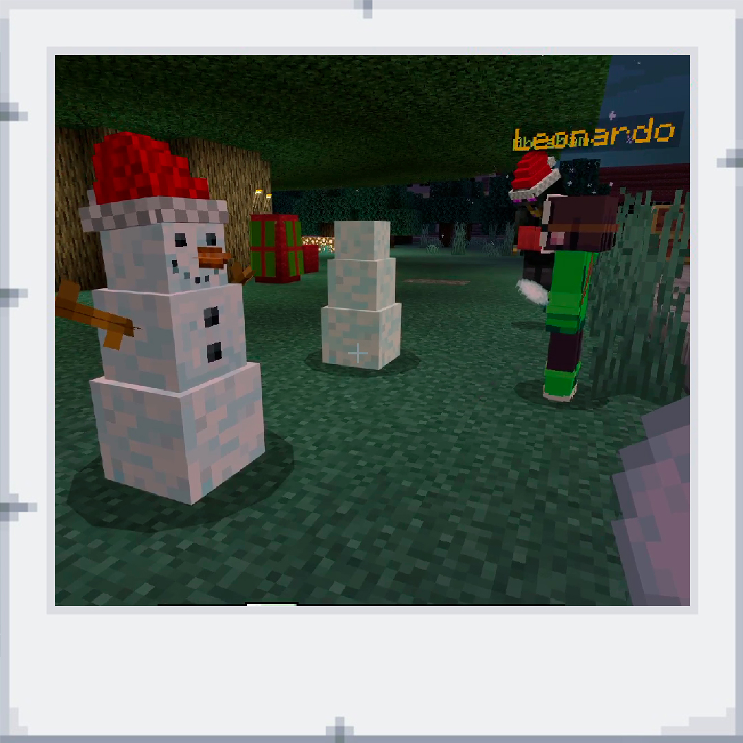 PixologyGames's tweet photo. ¡Feliz Navidad desde nuestra Txantrea Virtual!🎅Cerramos este año decorando un árbol, jugando con trineos y construyendo muñecos de nieve🎄¡Os deseamos una maravillosa temporada navideña y un excelente comienzo de año! ¡Hasta 2023!👋 #Minecraft @Pamplona_ayto @PlayCraftLearn https://t.co/A7N6ipbLwq