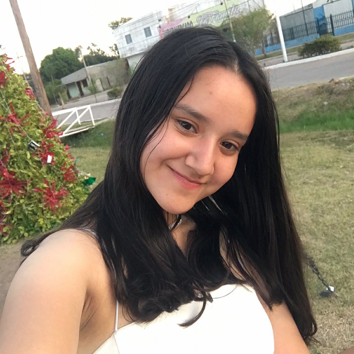tiziiiiaguirre9's tweet photo. #NuevaFotoDePerfil https://t.co/fIBWmui9SO