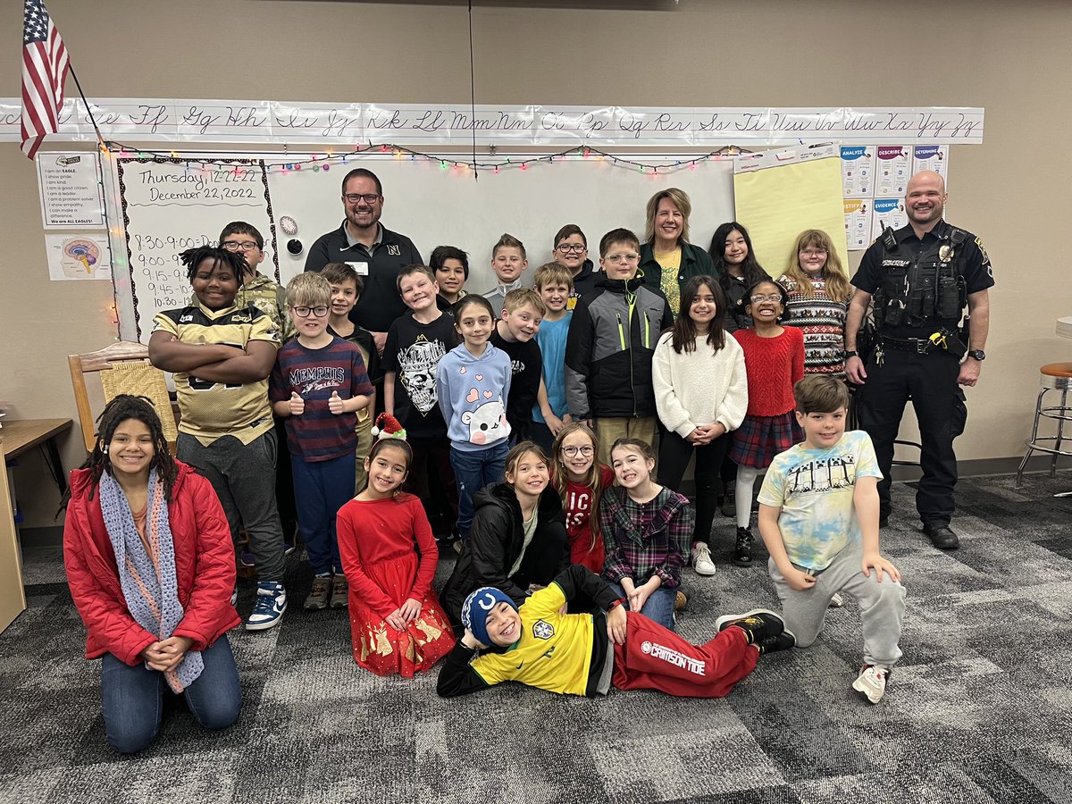Mayor Jensen (@mayorjensen) on Twitter photo Had a great classroom visit on the last day before winter break. Thanks to Elijah for inviting me & <a href="/NoblesvillePD/">Noblesville Police</a> Officer Zach Bush to Mrs. Reks fourth grade classroom at <a href="/WhiteRiverEagle/">White River Eagles</a> Had a great classroom visit on the last day before winter break. Thanks to Elijah for inviting me & <a href="/NoblesvillePD/">Noblesville Police</a> Officer Zach Bush to Mrs. Reks fourth grade classroom at <a href="/WhiteRiverEagle/">White River Eagles</a>