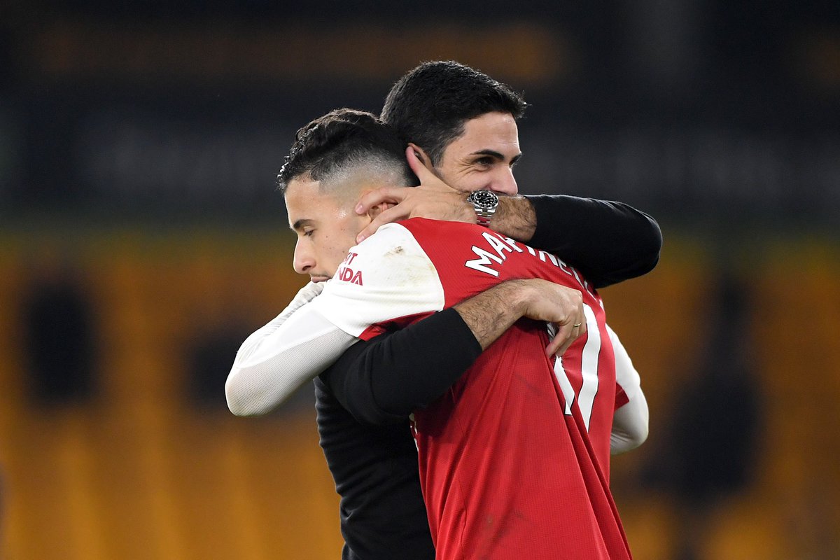 FabrizioRomano's tweet photo. Arteta on Gabriel Martinelli new deal: “No news on Gabriel’s new deal now, we are extremely happy with him - you can keep asking in the next weeks” ⚪️🔴🇧🇷 #AFC

“Gabriel Jesus? It’s very difficult to put a timeframe, knowing him I prefer not to give a return date away”. https://t.co/W5wKgv92eH