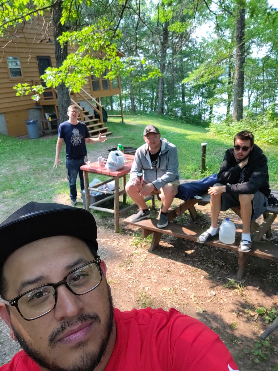 Kingbird4030's tweet photo. @CakeNygard I think we're due for some Buddy time here in the near future. Let's get together soon! You know I'm the funniest buddy!
#RayGreen or #RareGreen https://t.co/LzwpzDqww9