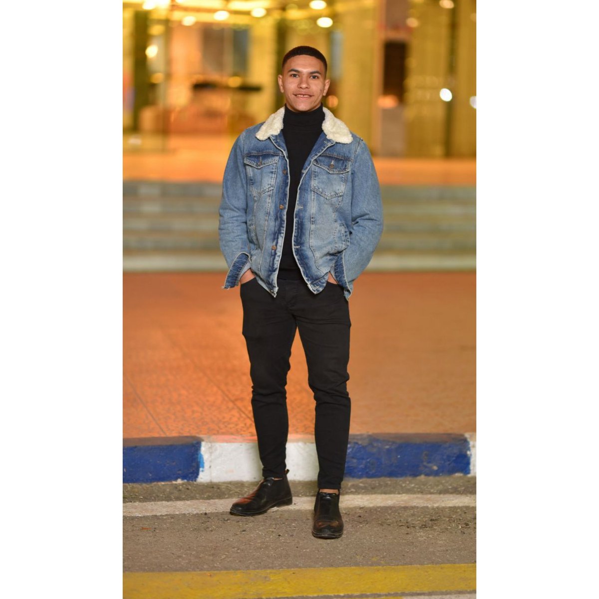 اللي عاشرني هيفضل فاكرني ،👑🖤