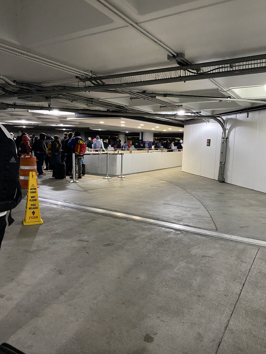 SeaTac airport is a disaster! Line into the parking lot. #seatacairport