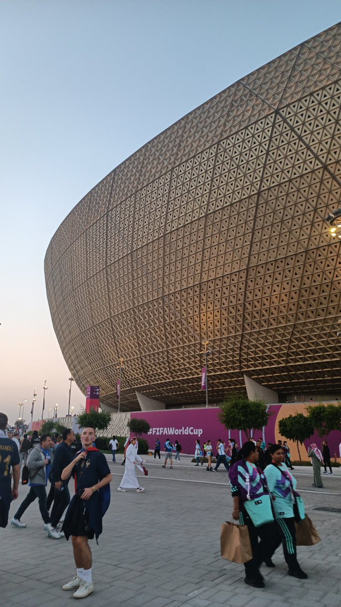 L2Alix's tweet image. 📆18/12/22
📍Doha (Lusail Stadium)
⚽ Argentine - @equipedefrance (Coupe du Monde)
🥅 3-3 (4-3 après TAB)