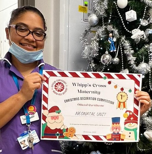 Another award for the Neonatal Unit... We took 1st place in the Maternity Christmas Decoration Competition.. 🎄 🌲#NeonatalNursesRule!