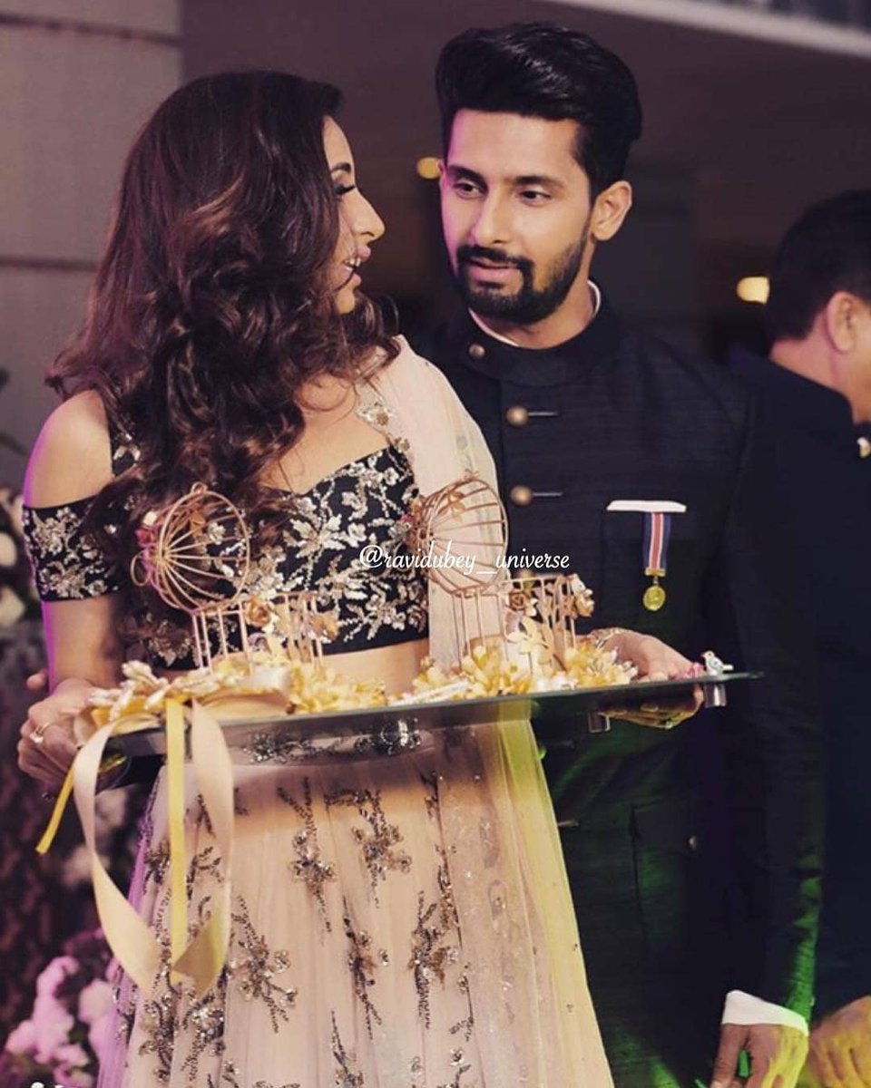 Ravi_dubey_fan9's tweet photo. HBD RAVI DUBEY 
@_ravidubey https://t.co/HgiqJqdUaQ