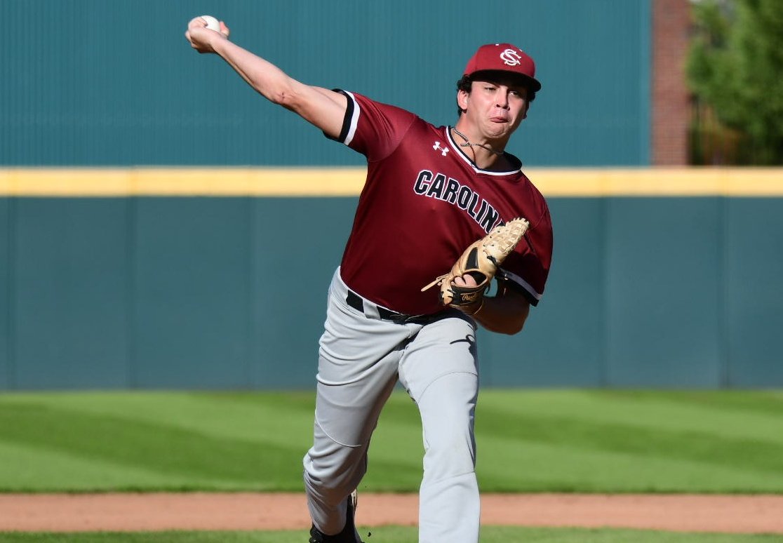 d1baseball's tweet photo. From The Fall Report 📂 
(Presented By @PeakDotEvents)

Blue-chip freshman RHP Eli Jerzembeck looks like a slam-dunk star. 

The only question is whether @elijerze5 pitches at the back of the bullpen or in a starting capacity for @GamecockBasebll.

🔗 https://t.co/S64aUDYZHJ https://t.co/Elm3BwCPiE