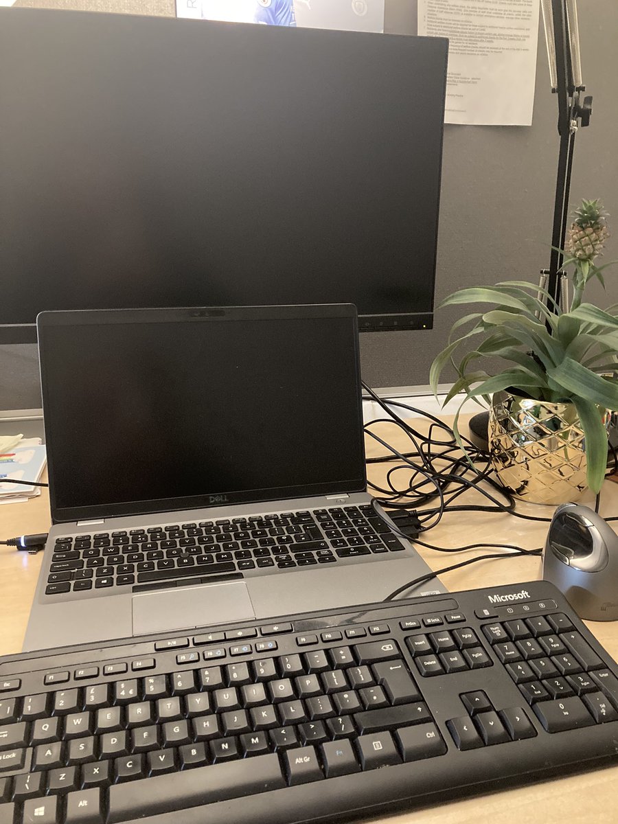 SmithIsherwood's tweet photo. And that’s me done for 2022 (aside from being on call NYE). What a wonderful last few weeks after taking over as APM for @ap_haworth - fantastic team and a great atmosphere! Let’s see what 2023 has to bring! #outofoffice https://t.co/pWZ05kiW5D