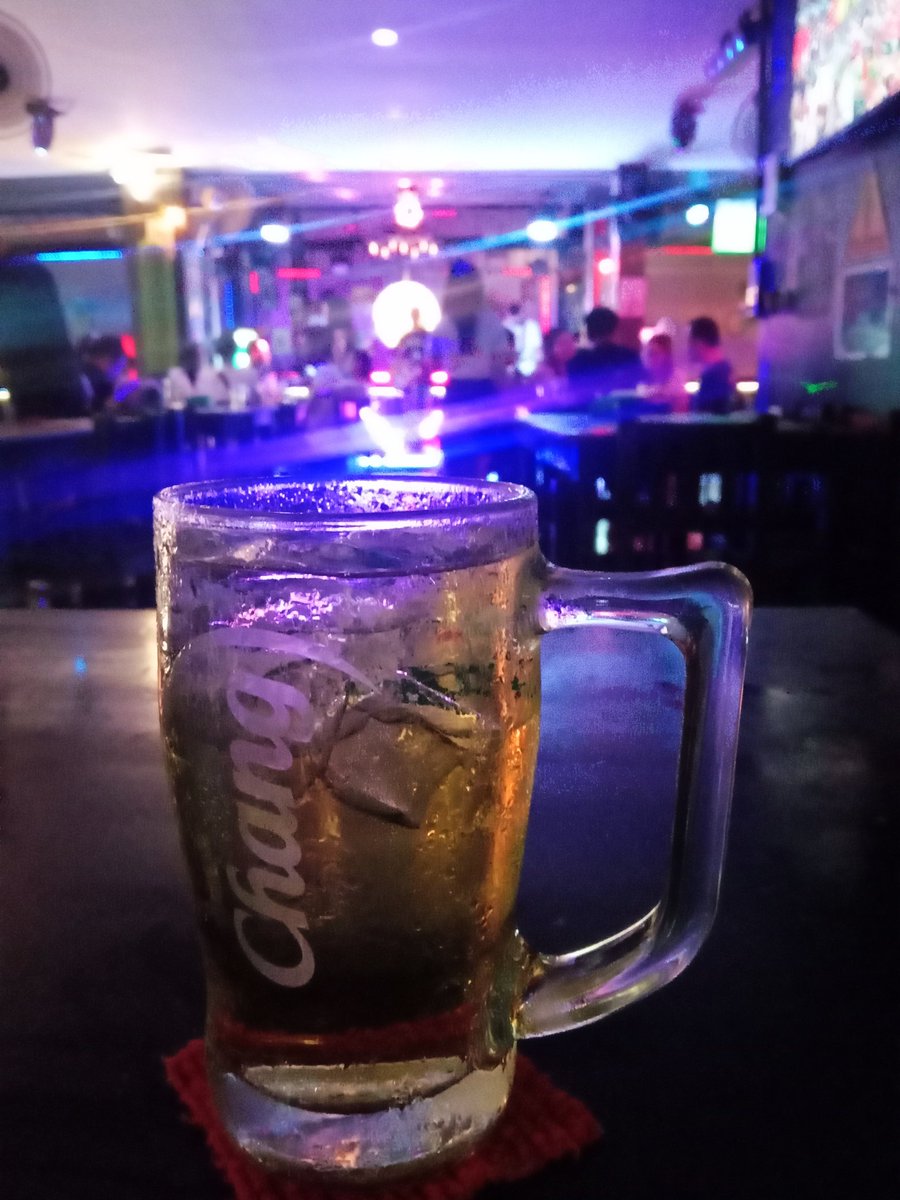 TPootubtim's tweet photo. ทุ่งสงหวานเจี๊ยบมั้ยครับ 🍻🥰 https://t.co/ojDp8mKAul