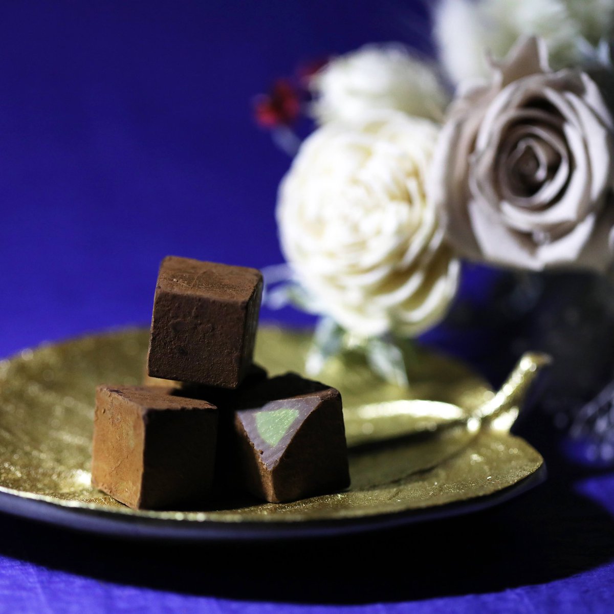 JapaneseTreat's tweet photo. An elegant matcha-flavored chocolate that melts in your mouth. Each one comes in a bag and you can enjoy it slowly. It's $10 plus shipping.
https://t.co/wkwMltBwuZ https://t.co/jiEcBO0gHb