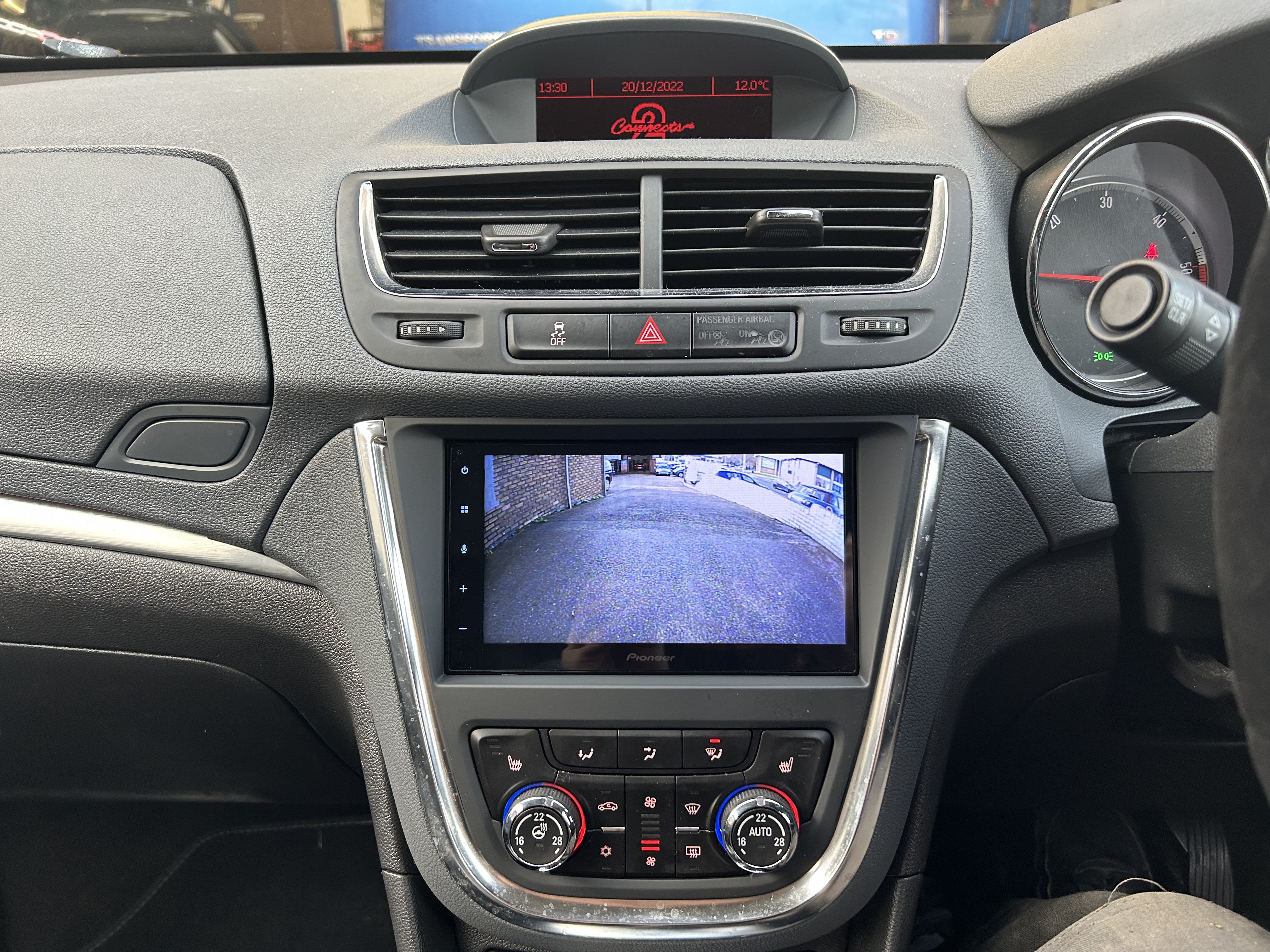 VW T6 2015 - 2019 Pioneer SPH-DA360DAB Wireless Apple Carplay