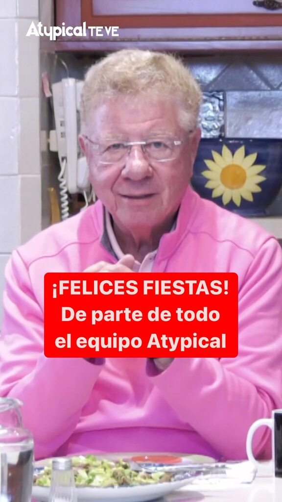 AtypicalTeve's tweet photo. “Qué tengan una Navidad llena de alegrías” Carlos Alazraki y Enrique de la Madrid, les desean una muy feliz navidad y un muy feliz año nuevo. 🎄❤️
Que éste año esté lleno de bendiciones para todos. Y recuerden, ¡empecemos con el pie derecho! ✨
#Atyp… https://t.co/COg8hj6tlR https://t.co/7gbgHhSQFm