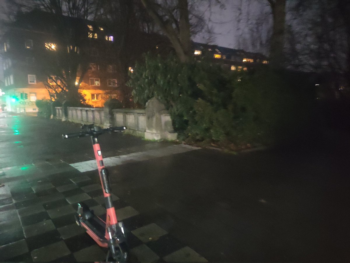 Türchen Nummer 22, viel Spaß beim finden 🥳 #streetartventskalender