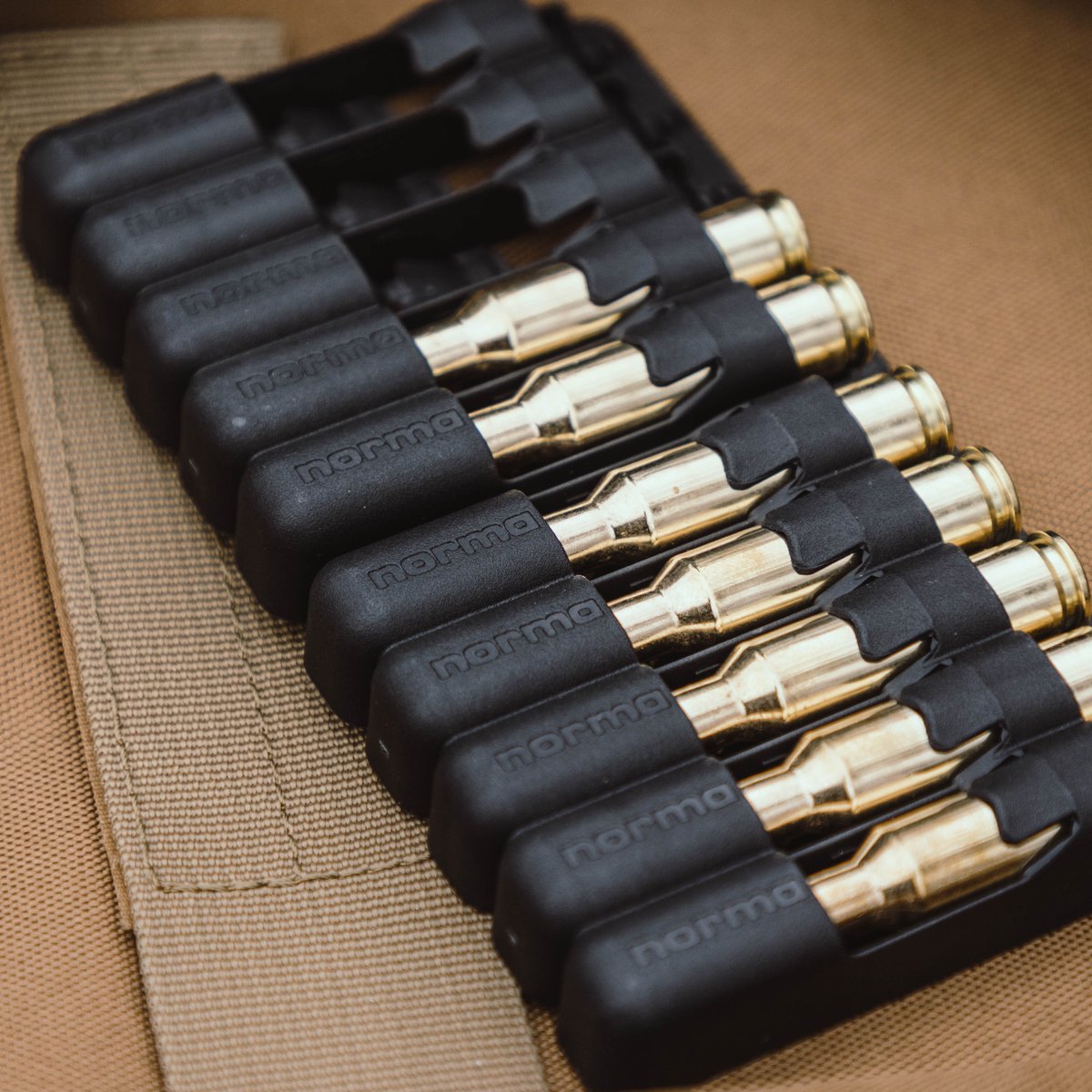 SPORTSMANchnl's tweet image. One Round. Any Distance. BondStrike performs at its best regardless of the range so that you can focus on your shot. Click ow.ly/CrYU50LY2oG and score some sale prices with @normaprecision. 
#normausa #normashooting #bondstrike #hunt #nowitsuptoyou #biggame #longrange