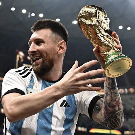 W杯優勝のメッシ アルゼンチンサポーターの 似てないタトゥー に英紙注目 サッカーファンはヒステリック状態 フットボールゾーン 2