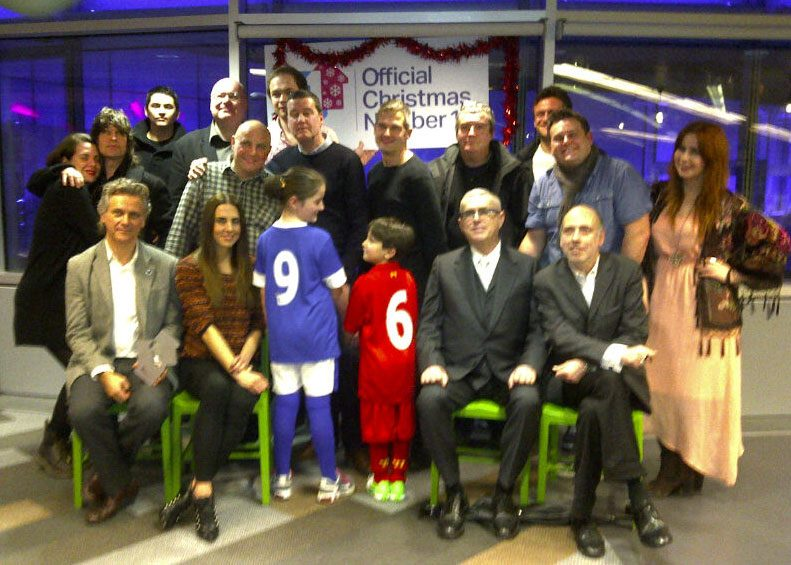 Here's a few of the crew who made it to <a href="/BBCR1/">BBC Radio 1</a> a decade ago this evening to pick up the #XmasNo1 award after beating the X Factor to the No.1 spot

#JFT97