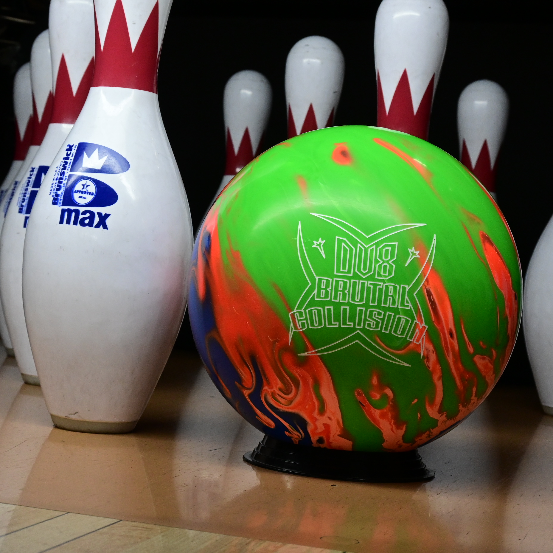 DV8 Bowling (dv8bowling) / Twitter