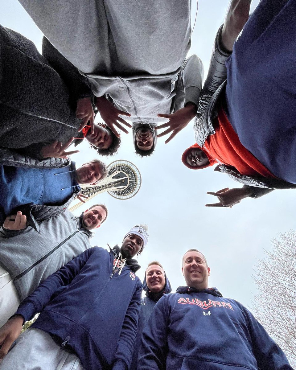 Big win for @AuburnMBB in Seattle last night!! Auburn 84 Washington 61 #WarEagle #PearlJam