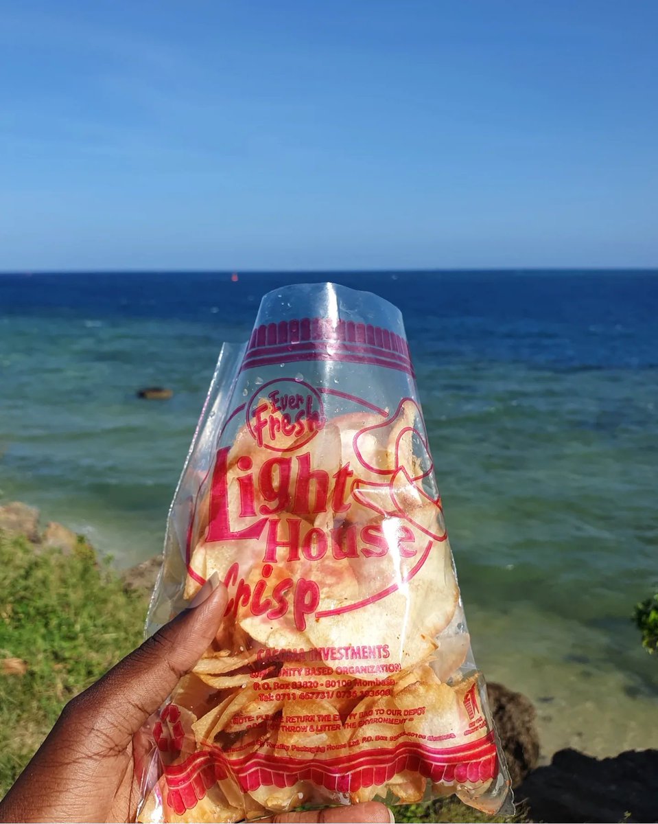 Discover_Msa's tweet image. Kachiri.
Add some chilli, lemon and ukwaju if you may...tantalizing! 😋  

Take in the views at Mama Ngina as you indulge in them.

#thestreetfoodofmombasa #discovermombasa #discover001