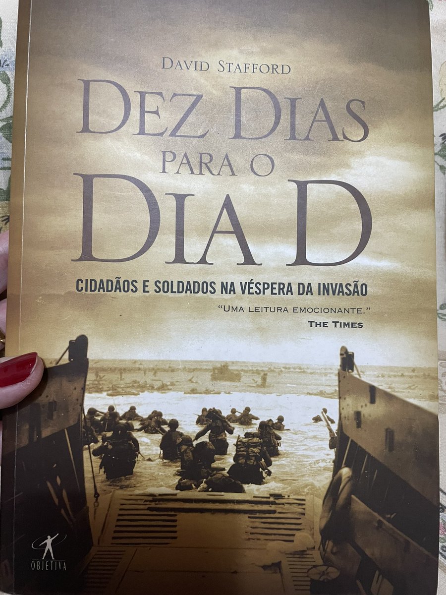 gisselaz's tweet photo. @FotosDeFatos Esse… espetacular! Com personagens reais!! https://t.co/ORs222kqZV