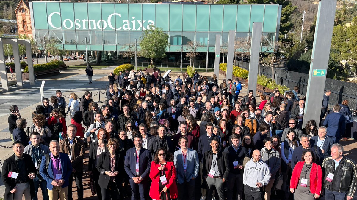 SciTechDiploHub's tweet photo. 🚀 #BarcelonaAlumni Global Summit 2022 gathers +300 top scientists and tech experts trained in #Barcelona and now working abroad to foster int'l cooperation, showcase our strengths abroad and help us better understand key global issues. https://t.co/Ob5bEp6NS1