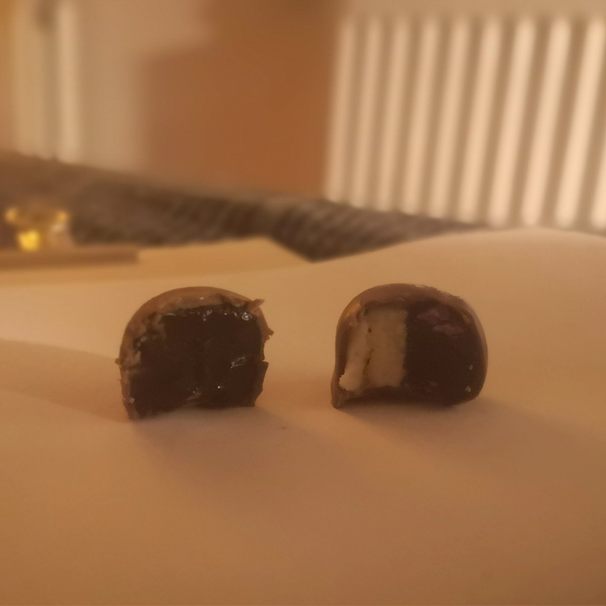 also links ist korrekt und rechts ist ein verbrechen