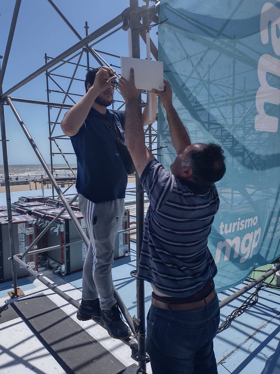Ya está lista la conectividad, para el homenaje de está tarde.
¡DALE CAMPEÓN, DALE CAMPEÓN!
🏆⭐⭐⭐