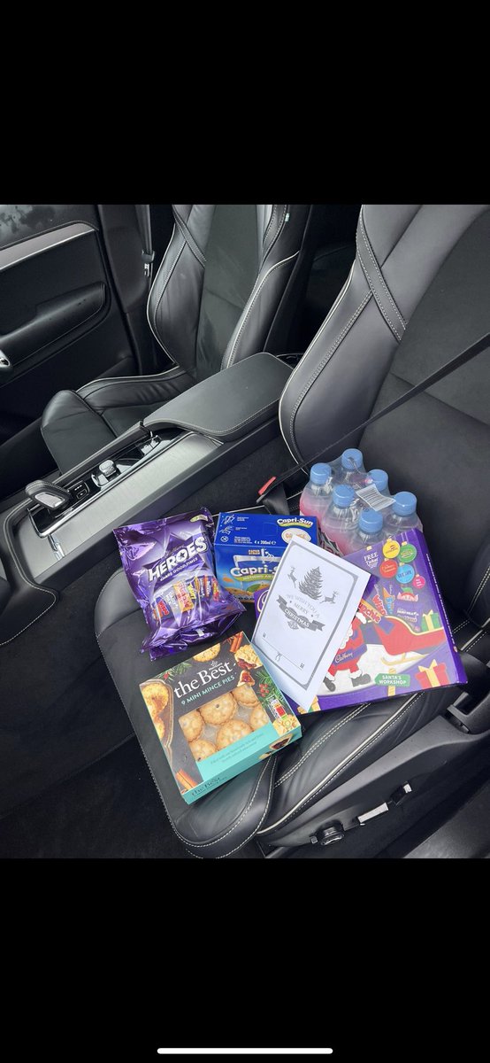 Oli Robinson Barber (@eracolirb) on Twitter photo 24 going above and beyond today for a customer! Little Christmas care package for a family for there long journey ahead! <a href="/HamishERAC/">Hamish Wright</a> <a href="/EracHolly/">Holly Penfold</a> <a href="/JoeGoodwin1/">Joe Goodwin</a> <a href="/U3Development/">Si Crumbleholme</a> 24 going above and beyond today for a customer! Little Christmas care package for a family for there long journey ahead! <a href="/HamishERAC/">Hamish Wright</a> <a href="/EracHolly/">Holly Penfold</a> <a href="/JoeGoodwin1/">Joe Goodwin</a> <a href="/U3Development/">Si Crumbleholme</a>