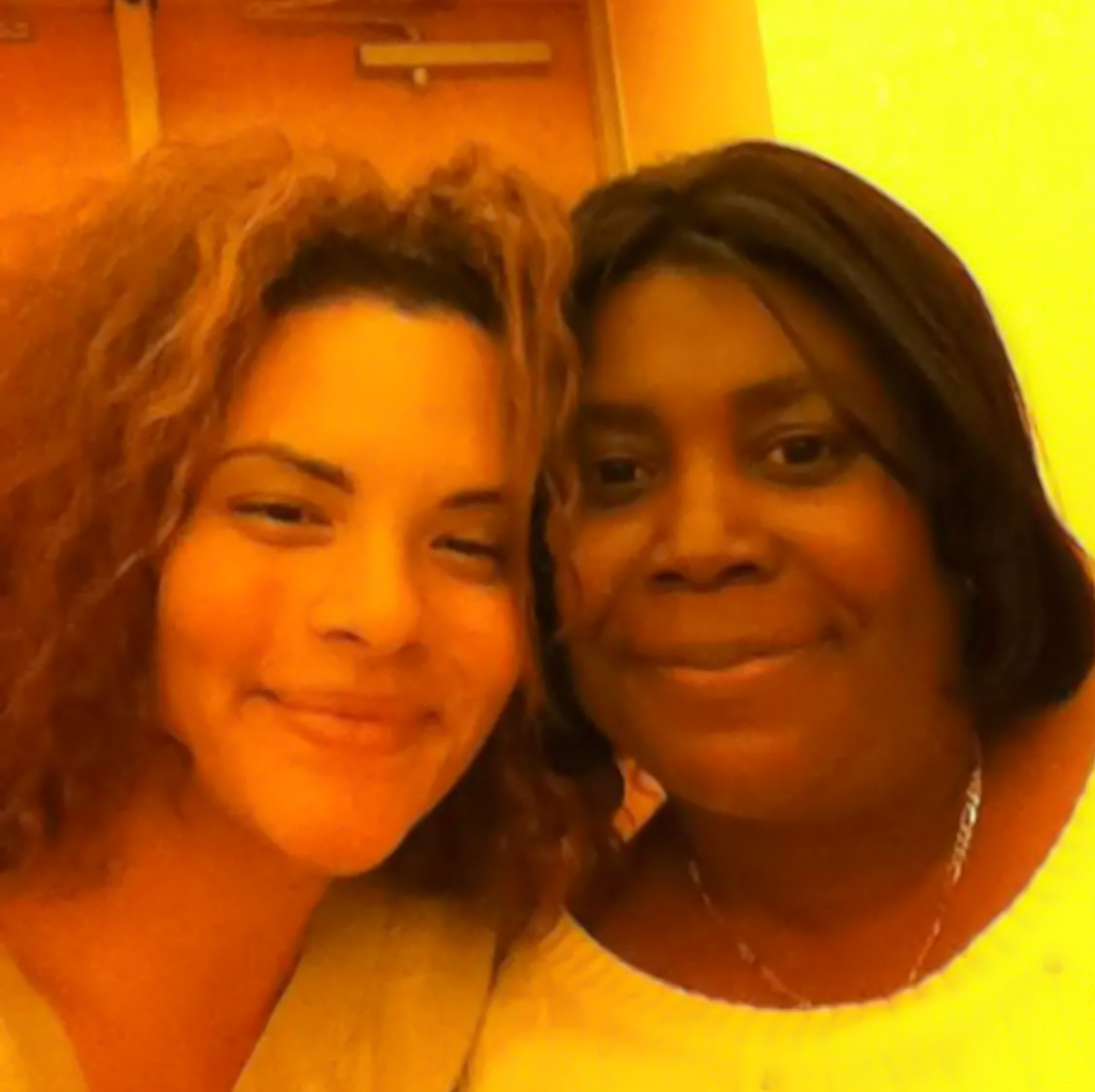 ACLUofGA's tweet image. Kim Davis’ opportunity to vote in the Georgia runoff was down to the wire on Election Day, but thanks to ACLUGA staff and a Chatham County deputy registrar, all of whom jumped into action, she was able to cast her ballot. bit.ly/3PUnHZ9