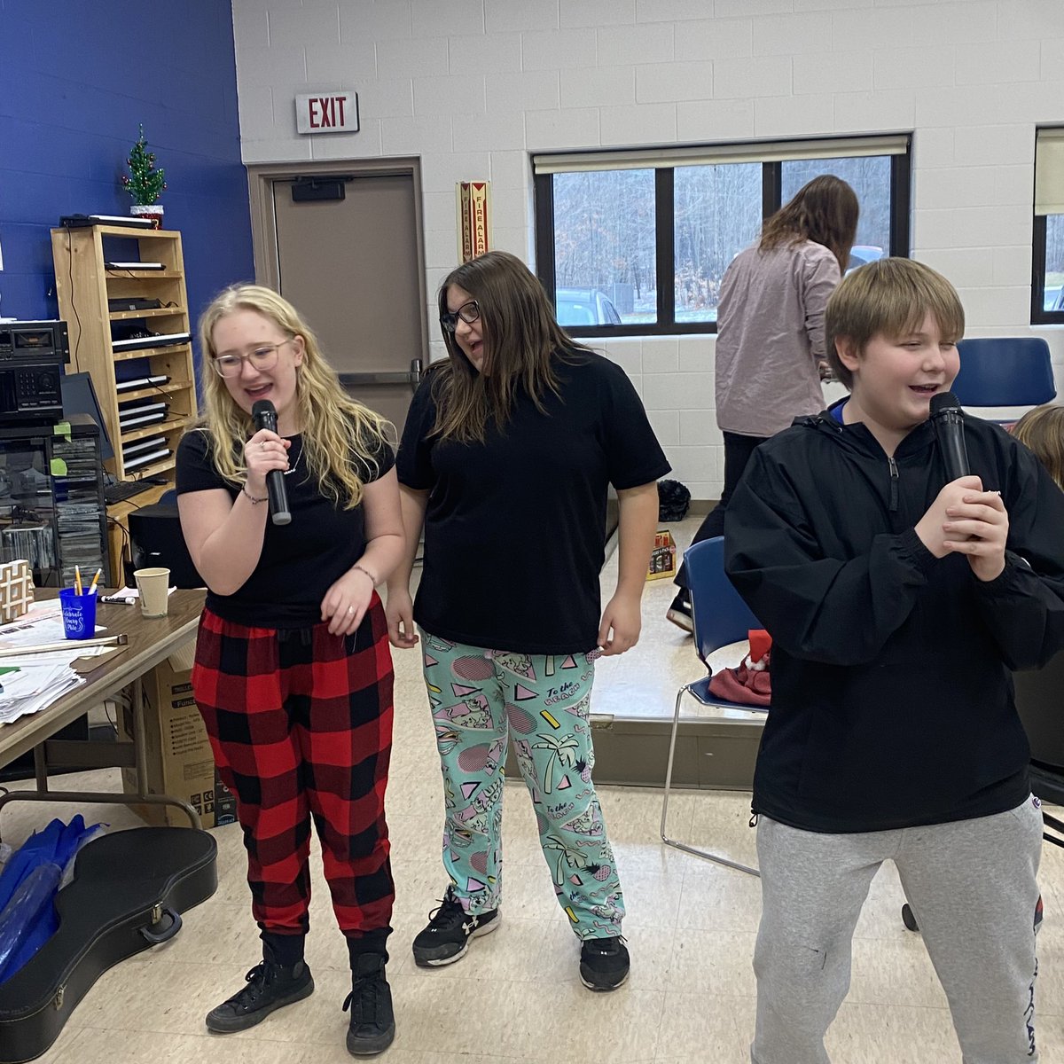 Megan Tackentien tweet media